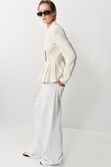 BLAZER AJUSTÉE ÉPAULETTES - Beige clair de Zara - Image 3