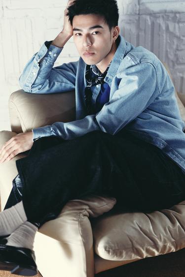 WIDE-LEG JEANS - Indigo by Zara