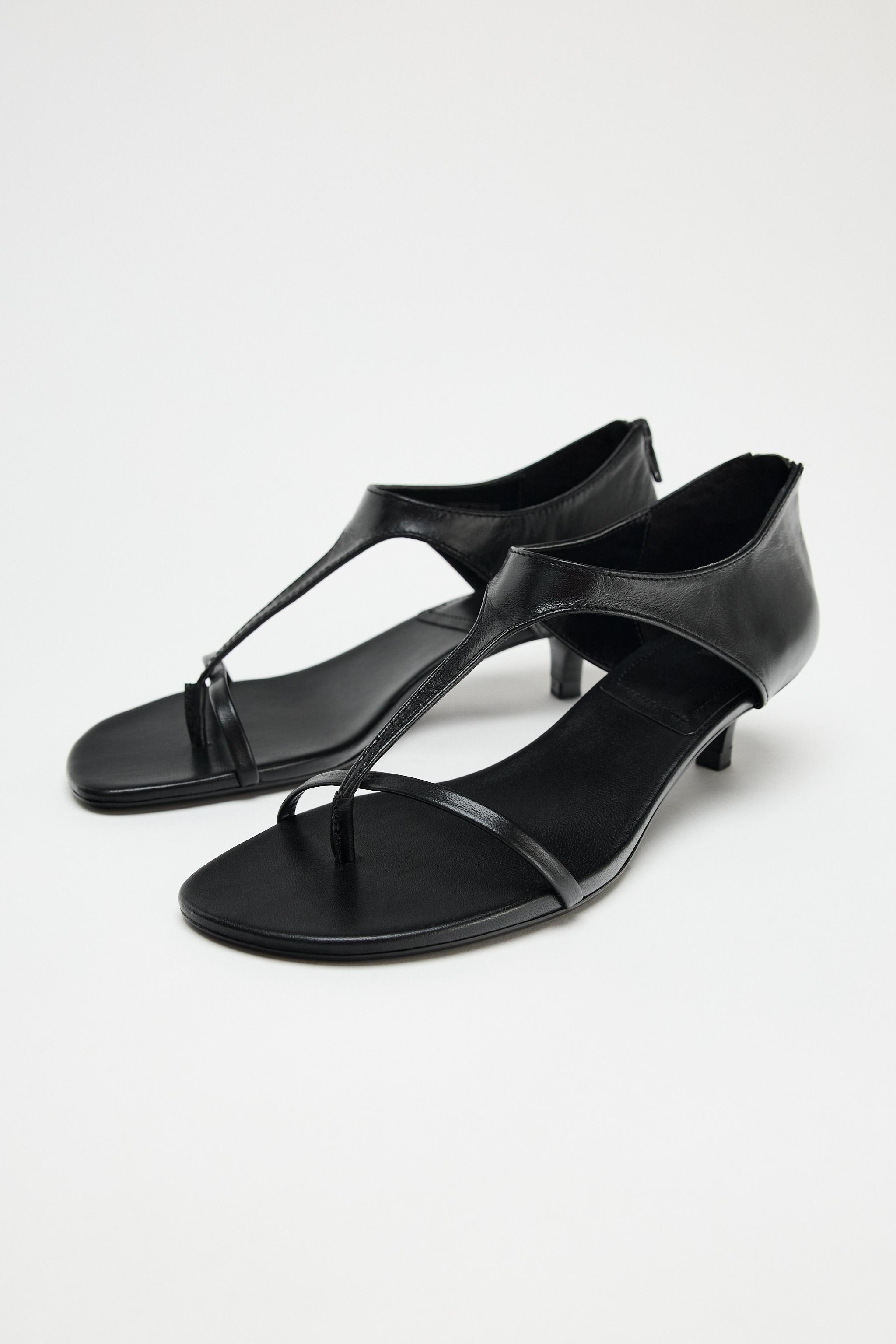 【ZARA】キトゥンヒールサンダル ブラック | 2332/510/800 スペイン発送 ZARA キトゥンヒールサンダル 上品カジュアル 新作