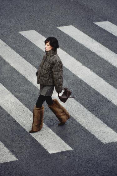 Zara 迷你球飾手提水桶包 - 紫紅色