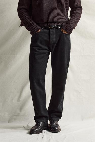 STRAIGHT-LEG JEANS — Black 2
