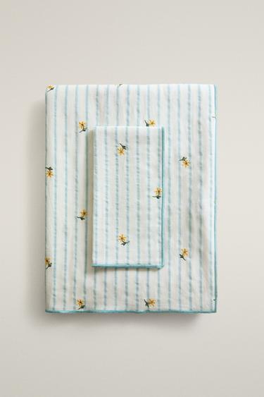 STRIPED TABLECLOTH WITH FLORAL EMBROIDERY - Blue by Zara