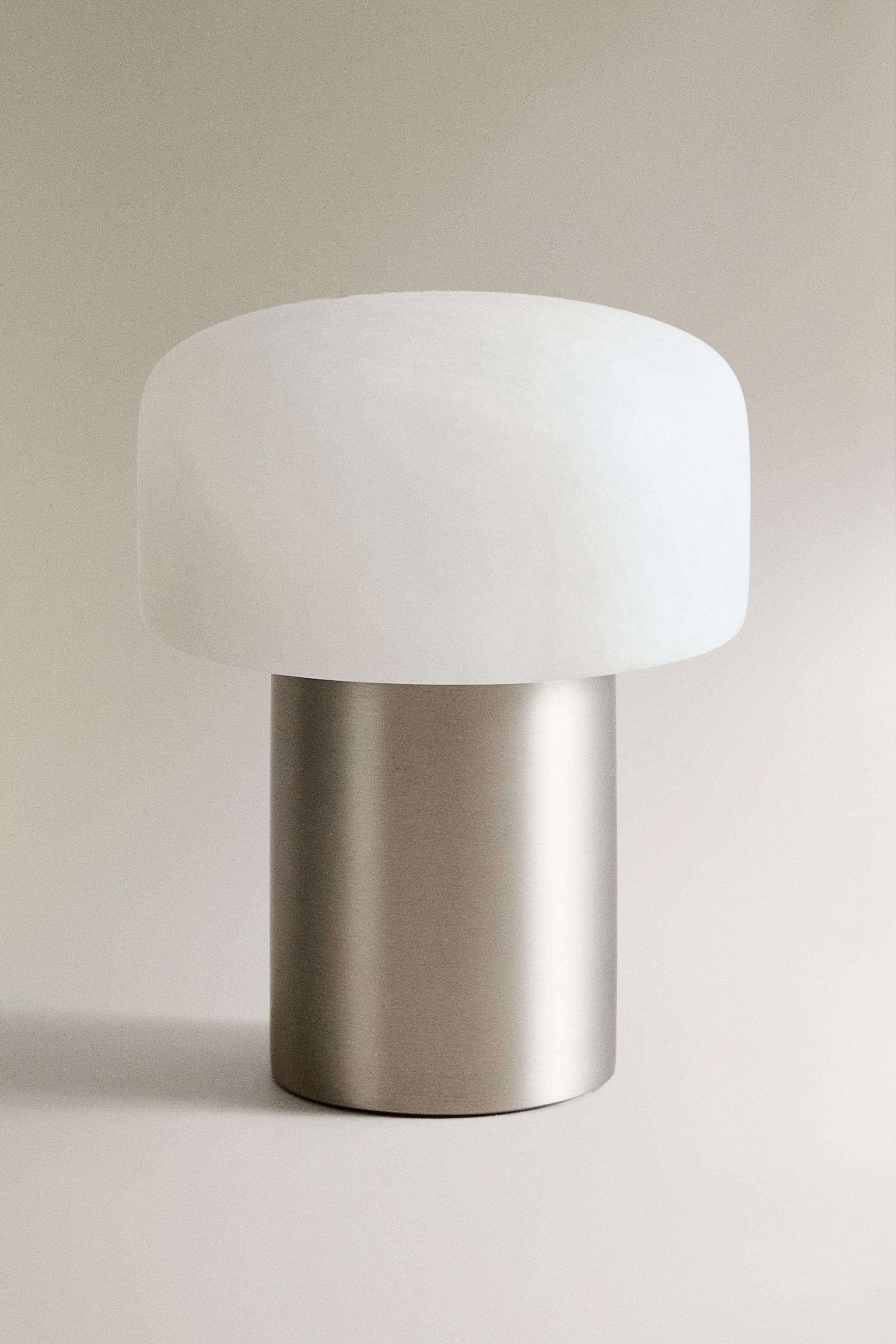 CORDLESS ALABASTER AND METAL TABLE LAMP