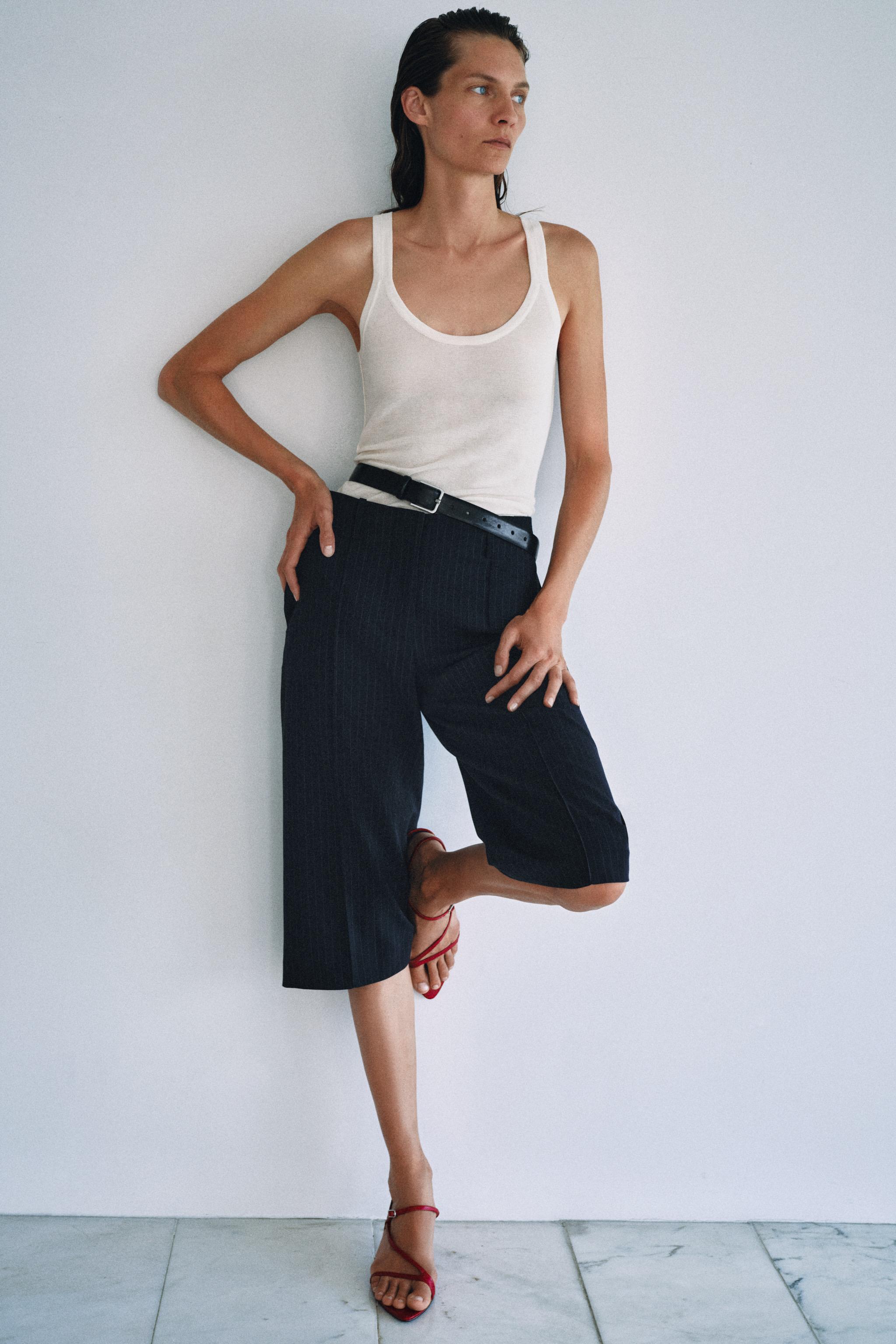 Женские шорты Zara ZW COLLECTION STRAIGHT PLEATED BERMUDA SHORTS