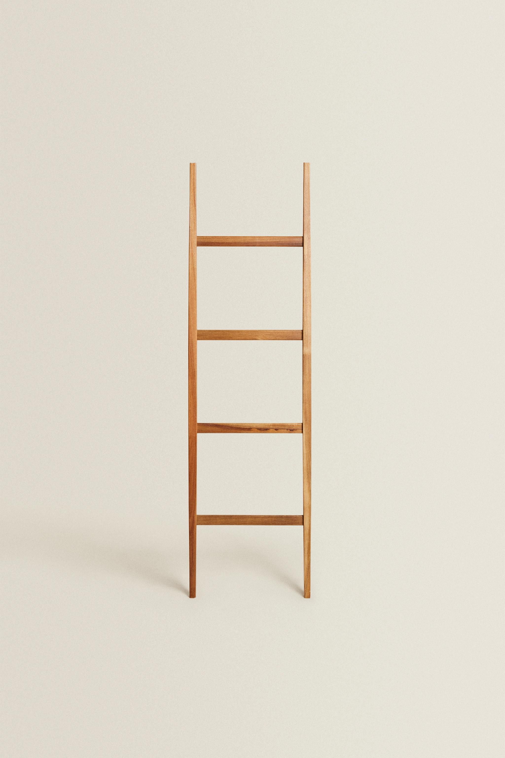 Acacia Wood Towel Rack - Nordic Style 4 Rungs