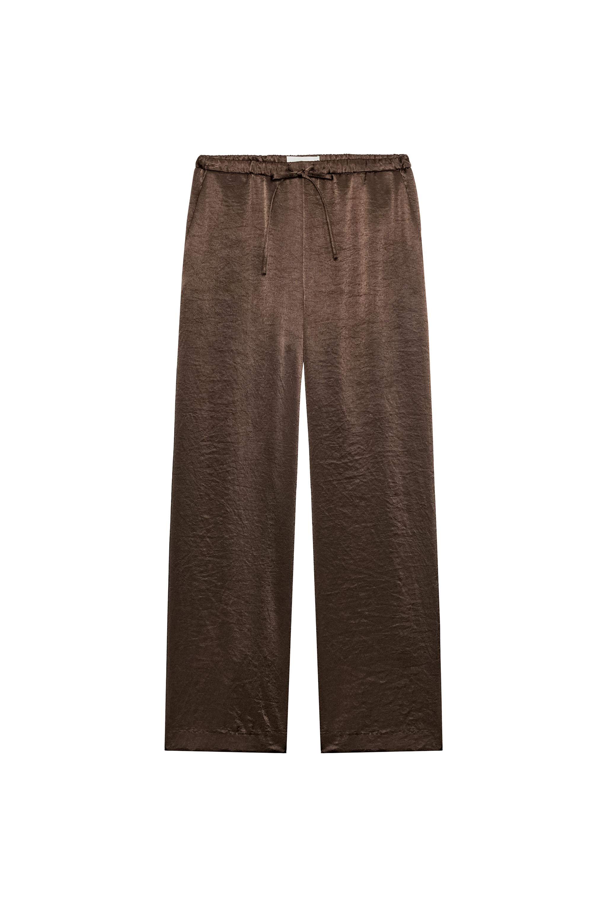 PANTALÓN RECTO SATINADO