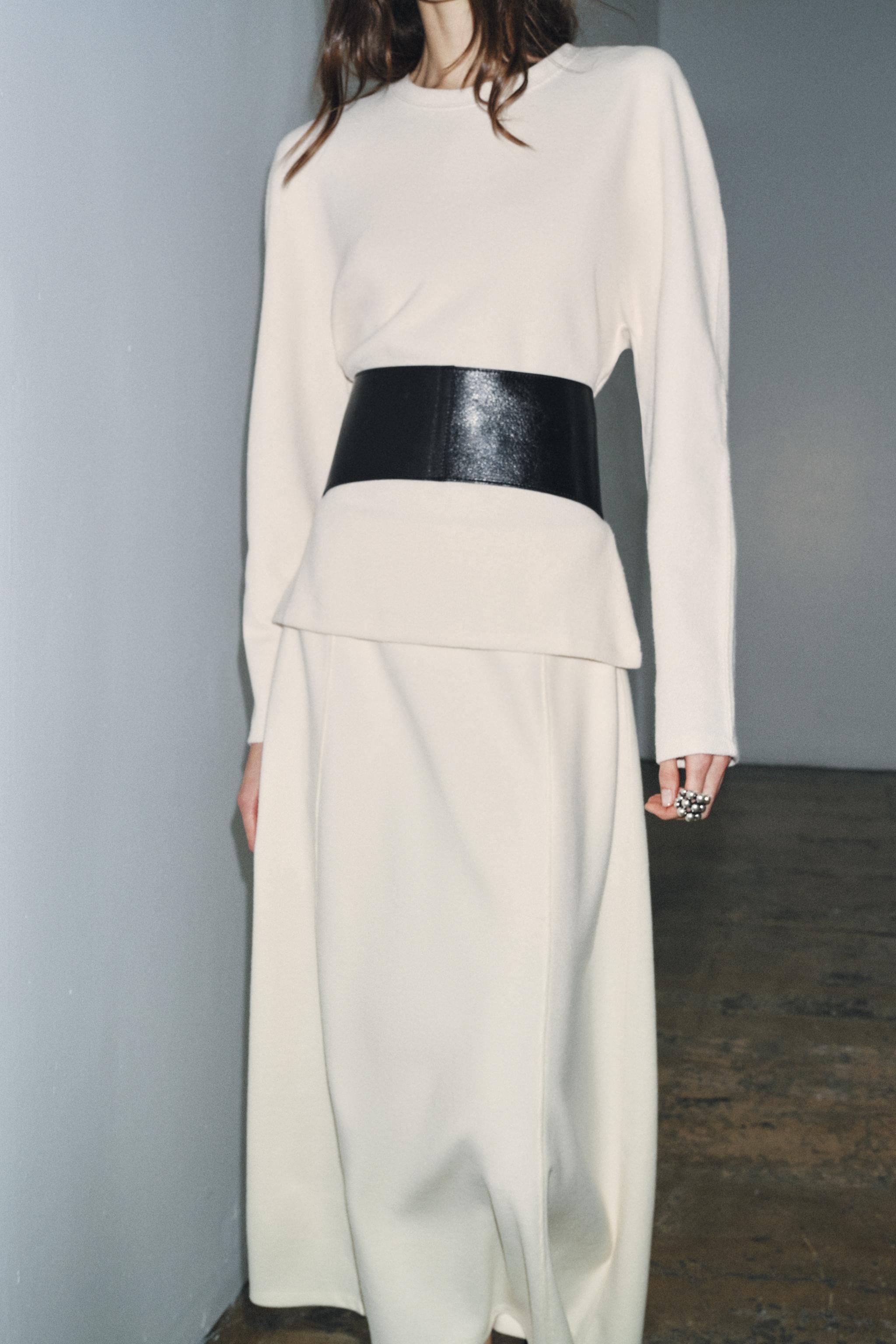 LONG SLEEVE SOFT SWEATSHIRT