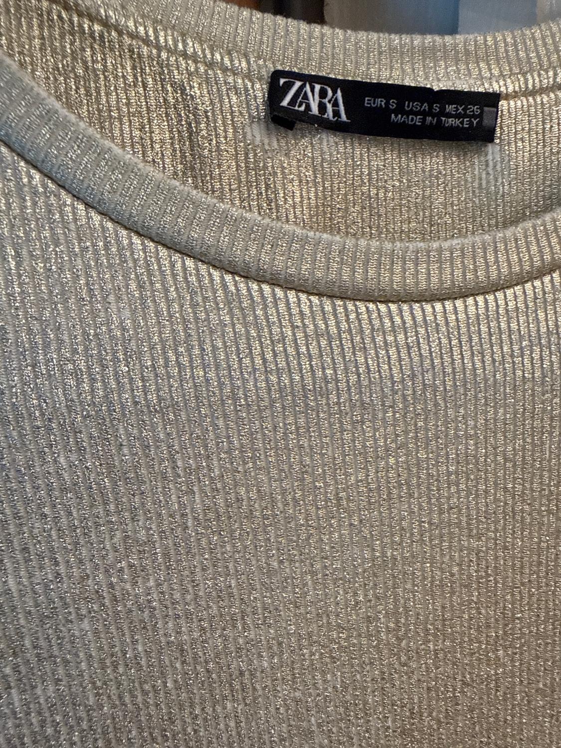 GOLD METALLIC CREWNECK TOP - Image 3