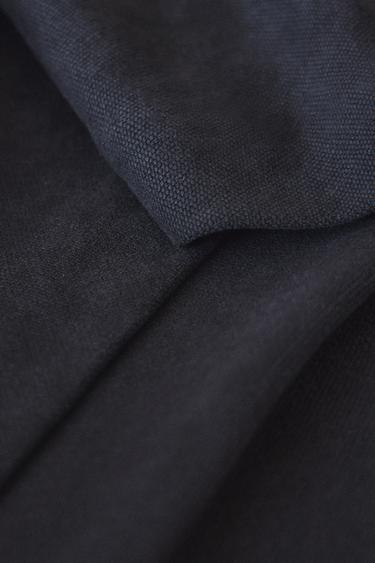 مفرش مائدة ملون من الكتان الثقيل - أزرق الخاص بـ Zara