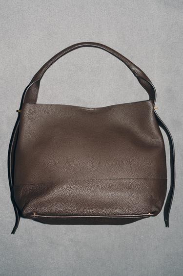 MAXI SAC SEAU EN CUIR - Marron de Zara - Image 5