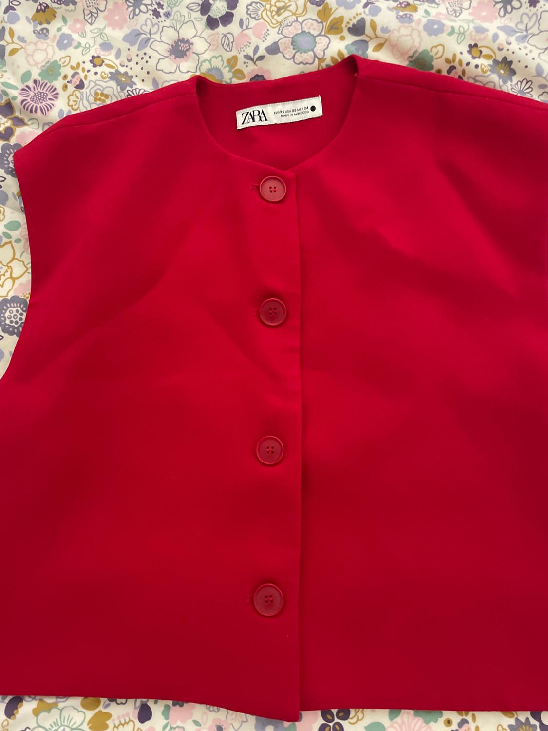 ZW COLLECTION BUTTONED WAISTCOAT TOP - Image 3