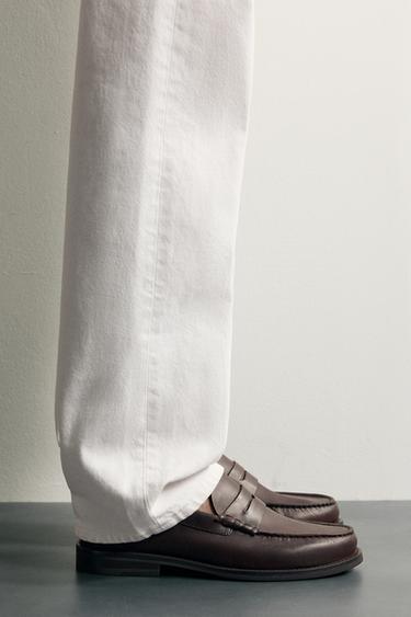 MOCASSINS EN CUIR À MASQUE - Marron de Zara - Image 0