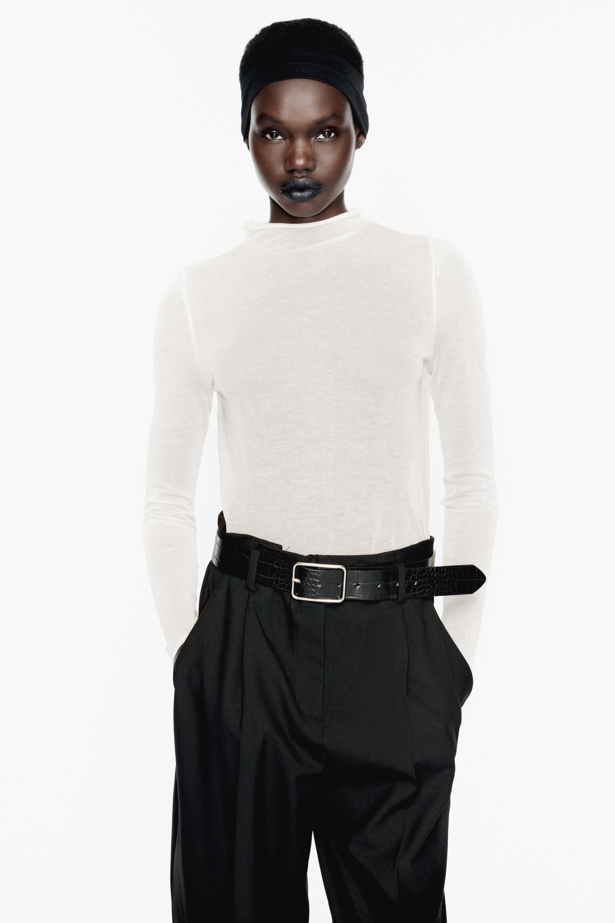 BELTED TAPERED PANTS