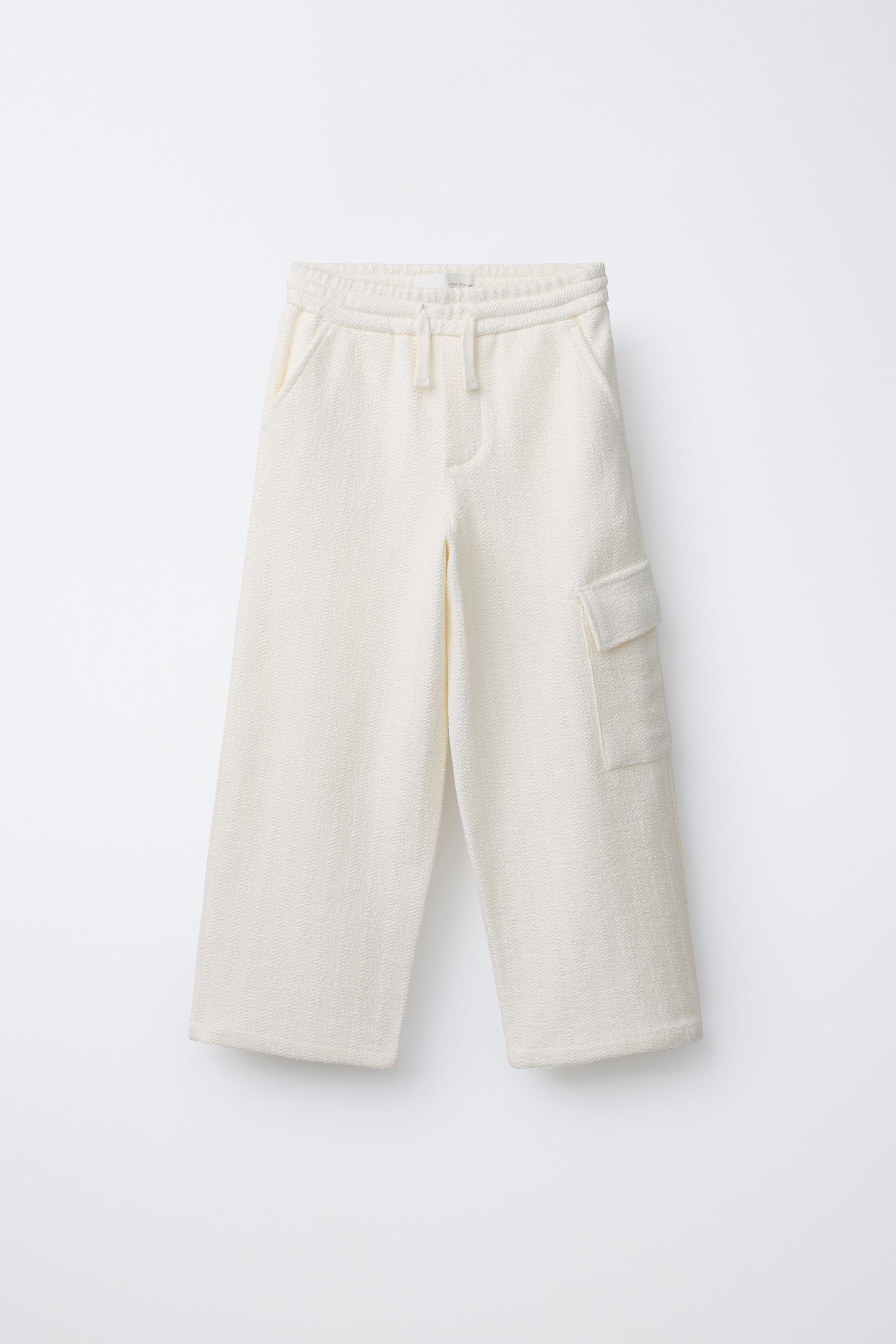 TEXTURED CARGO PANTS