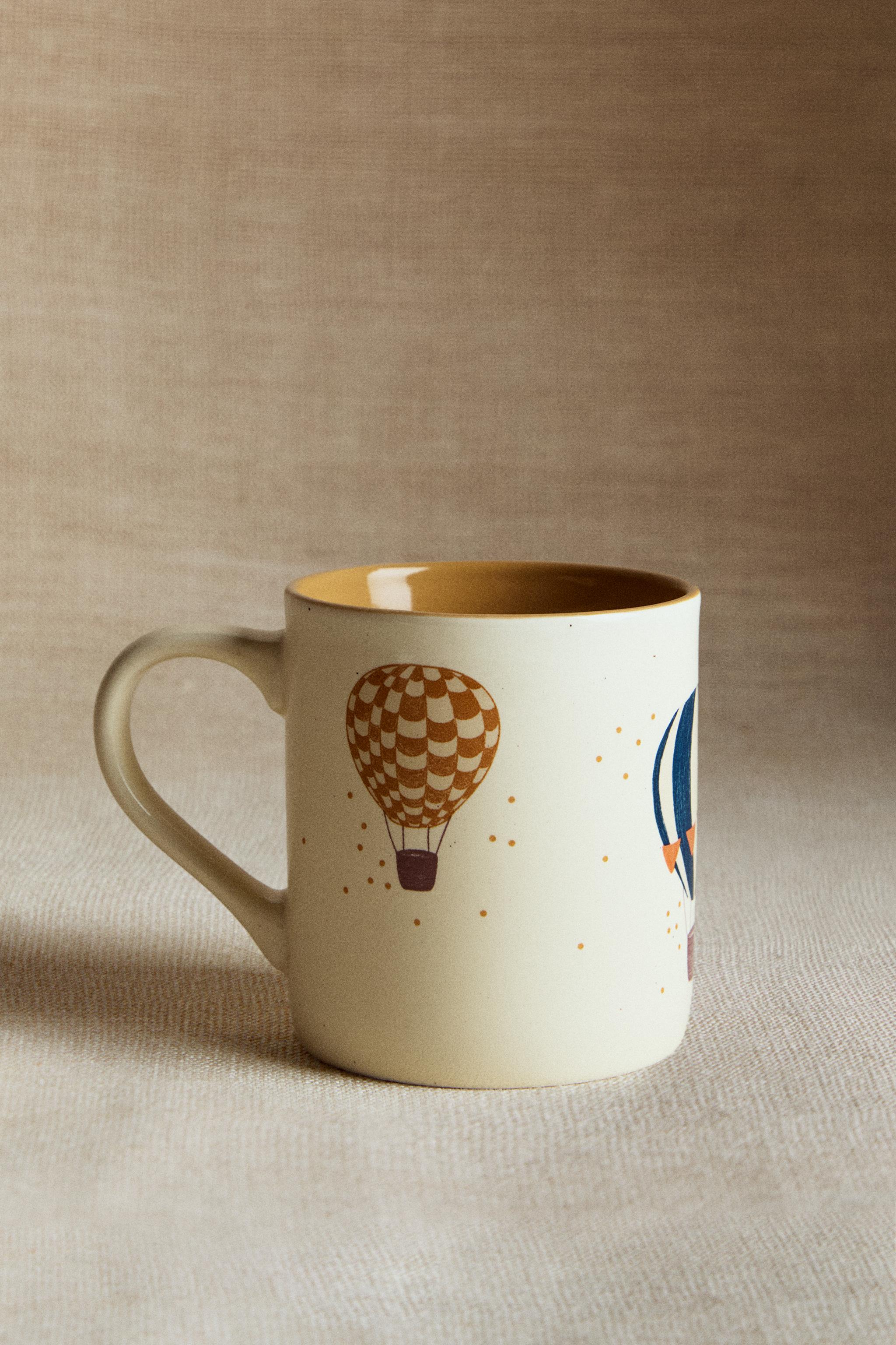 CHILDREN'S CERAMIC HOT AIR BALLOON MUG