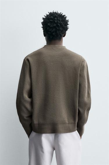 PULL STRUCTURÉ CHENILLE - Vert mousse de Zara - Image 2