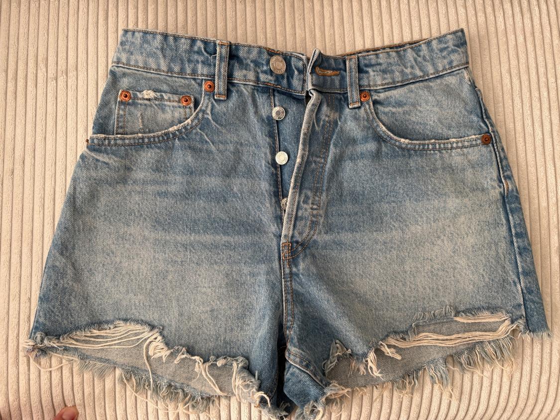 TRF HIGH-WAIST DENIM RIPPED SHORTS - Image 6