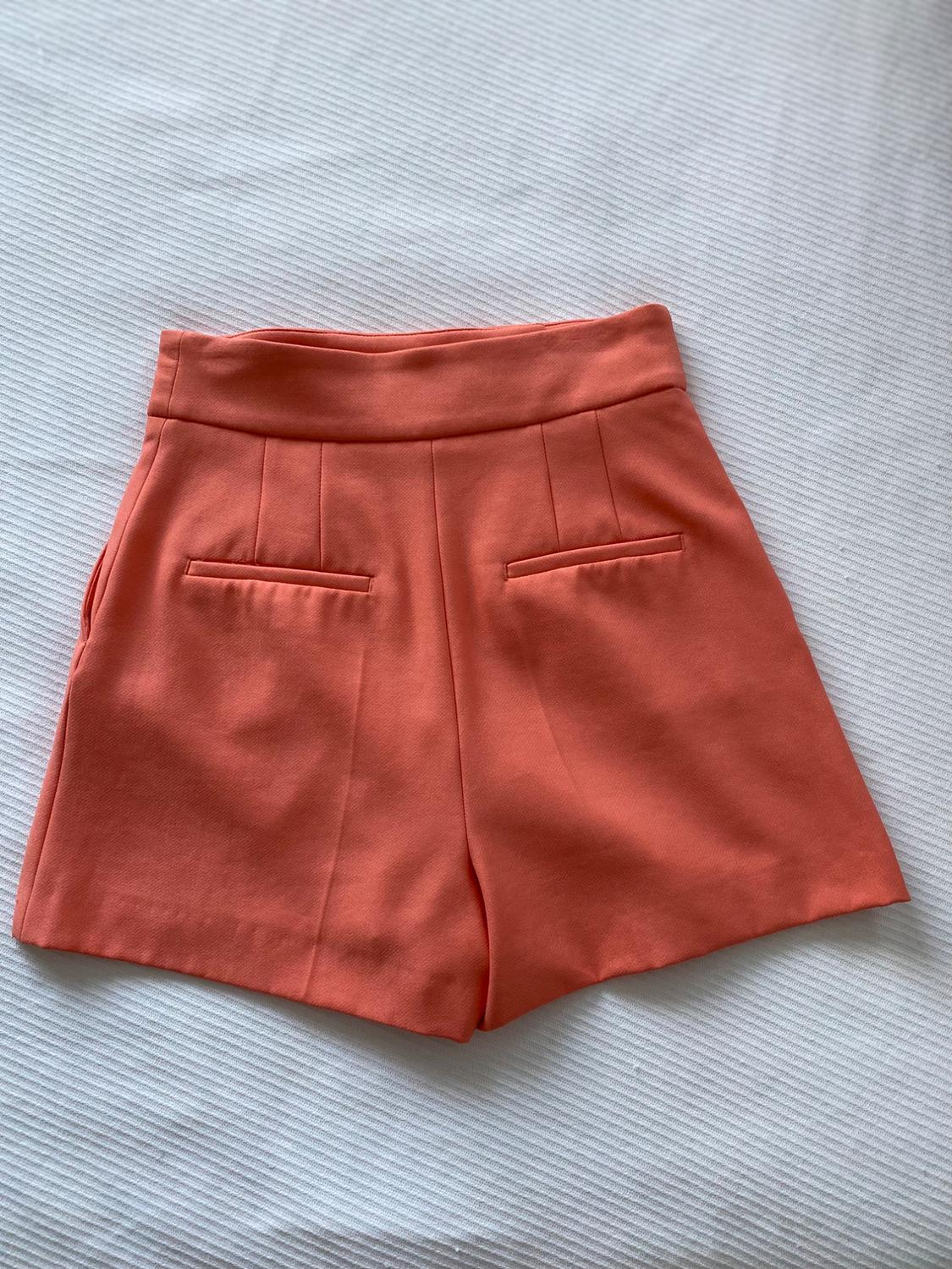 LARGE BUTTONED BERMUDAS - Image 2