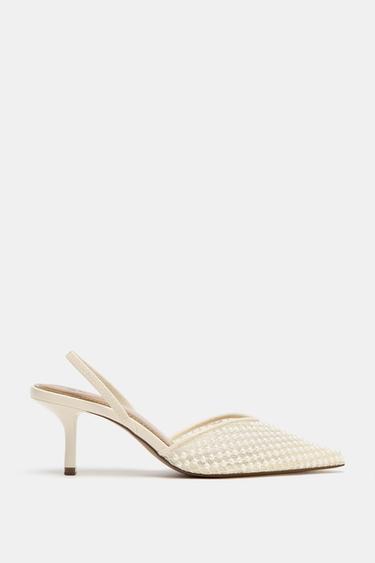 حذاء بعقب مفتوح ولآلئ - أبيض الخاص بـ Zara
