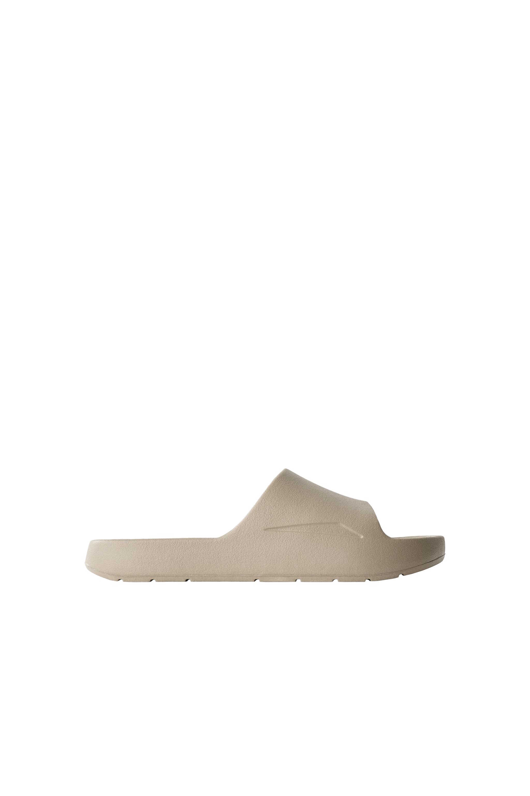 - - | ZARA  / Bulgaria