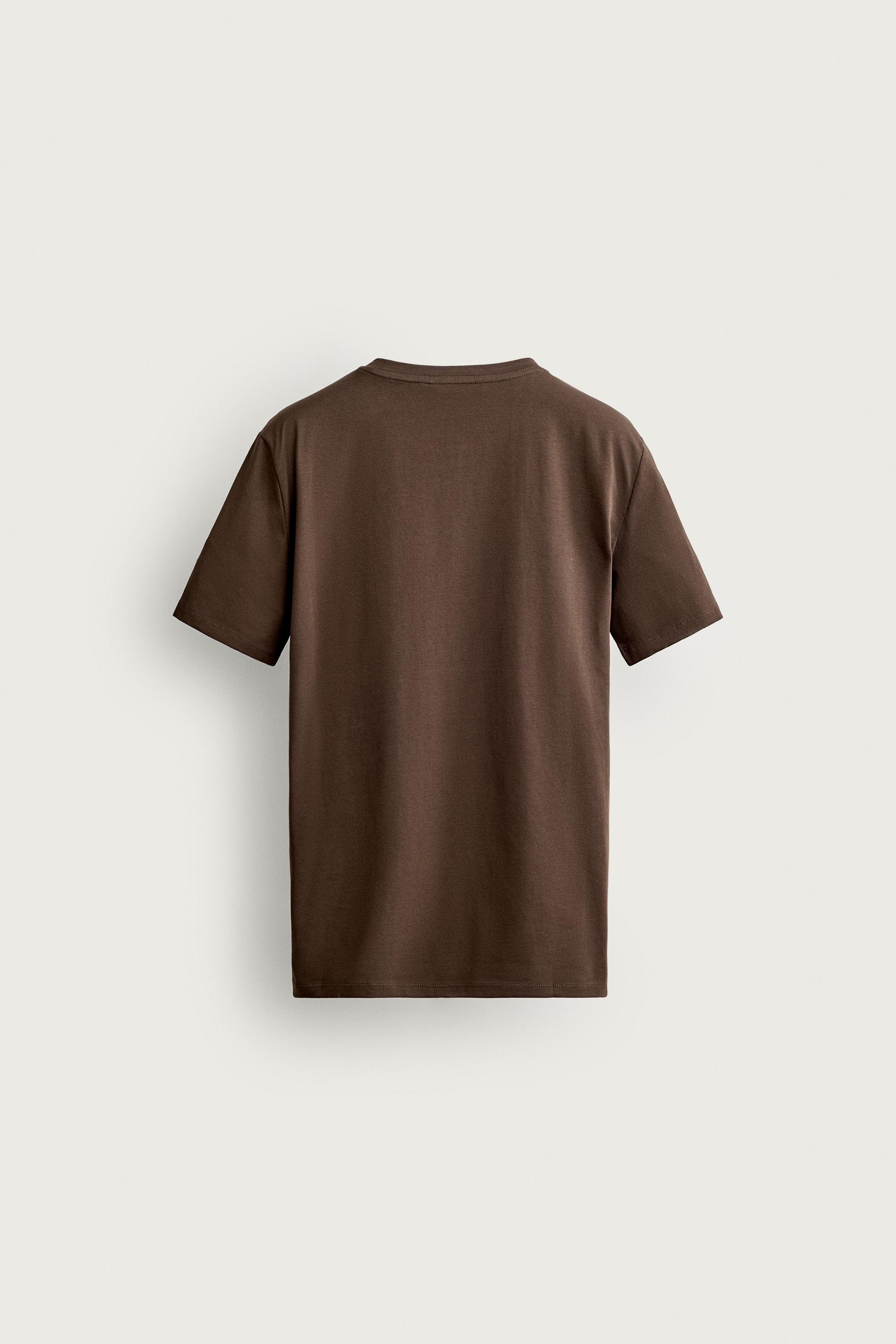 BASIC SLIM FIT T-SHIRT /01 — Chocolate