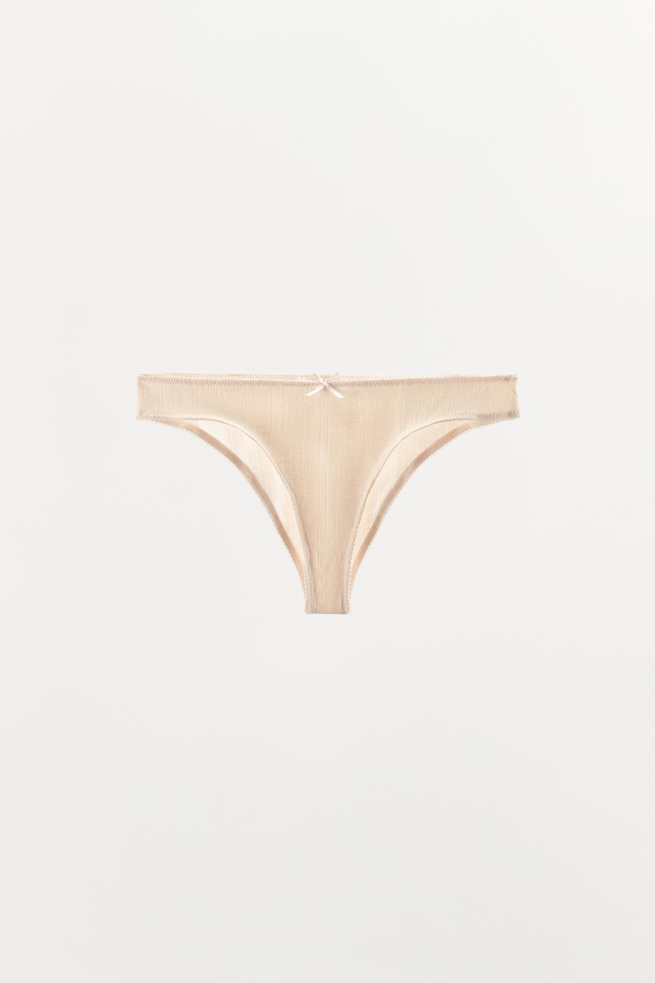 BASIC POINTELLE BRIEFS — Pale pink