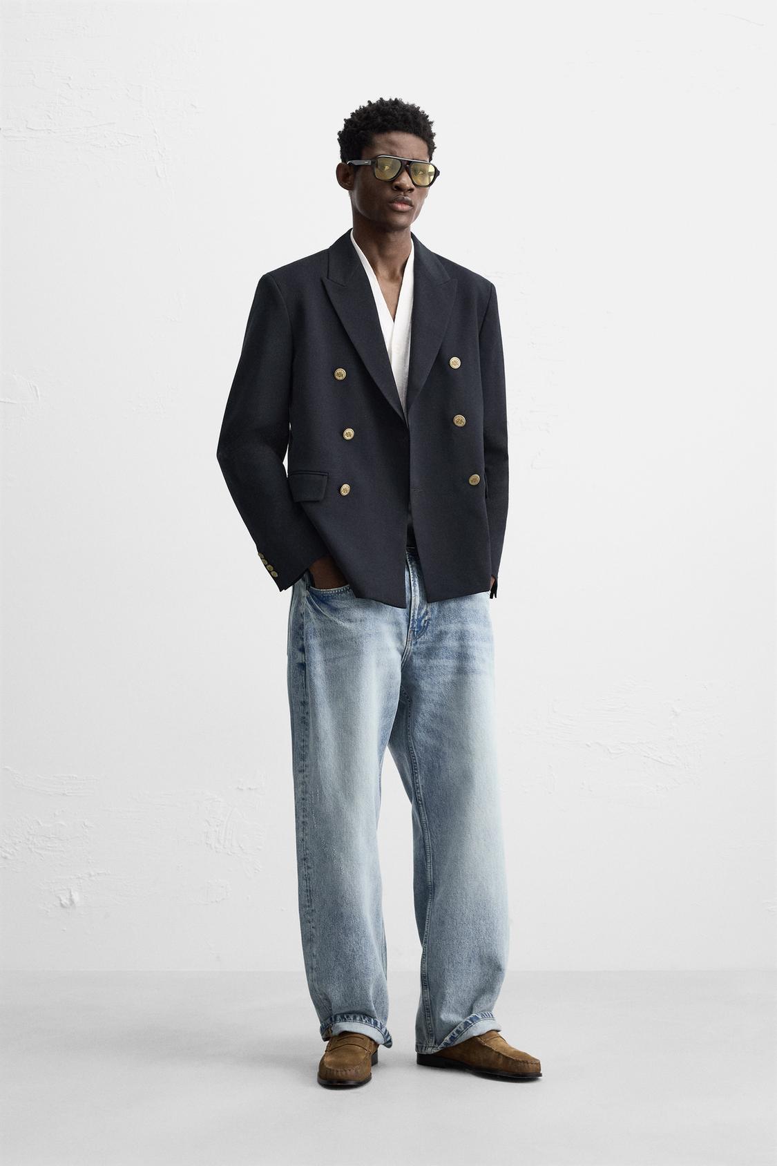 DOUBLE BREASTED BUTTON BLAZER