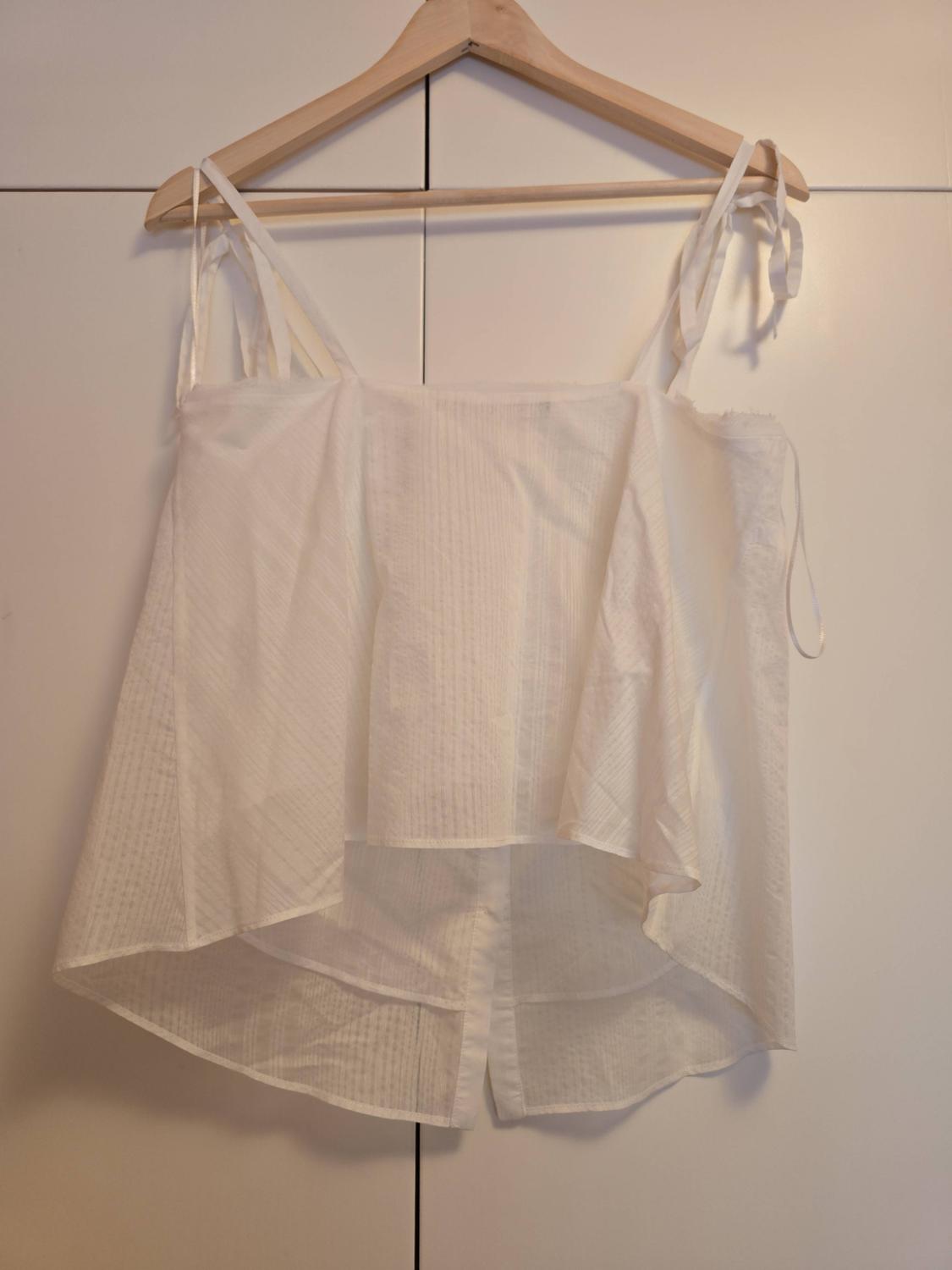 TOP WITH CHEST DETAIL - LIMITED EDITION - Image 2