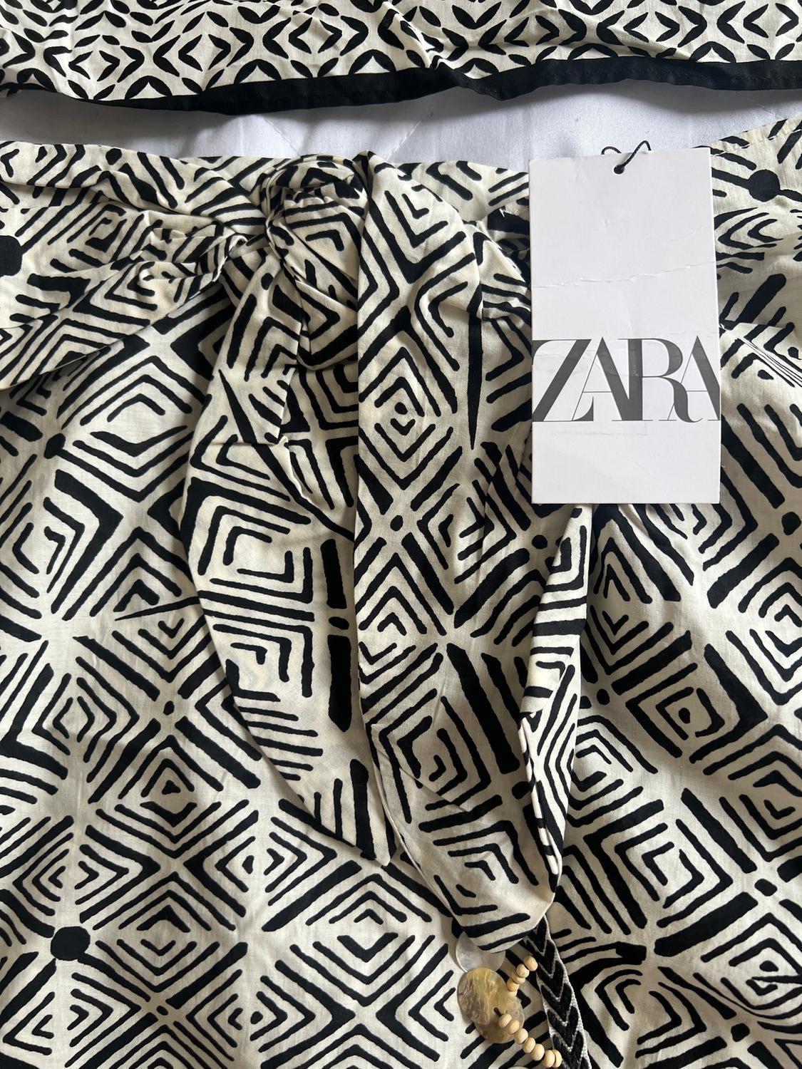 PRINTED SKIRT WITH BEADS - Image 4