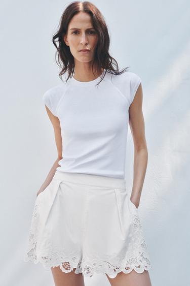 T-SHIRT AUS GEWASCHENER BAUMWOLLE - Weiß von Zara