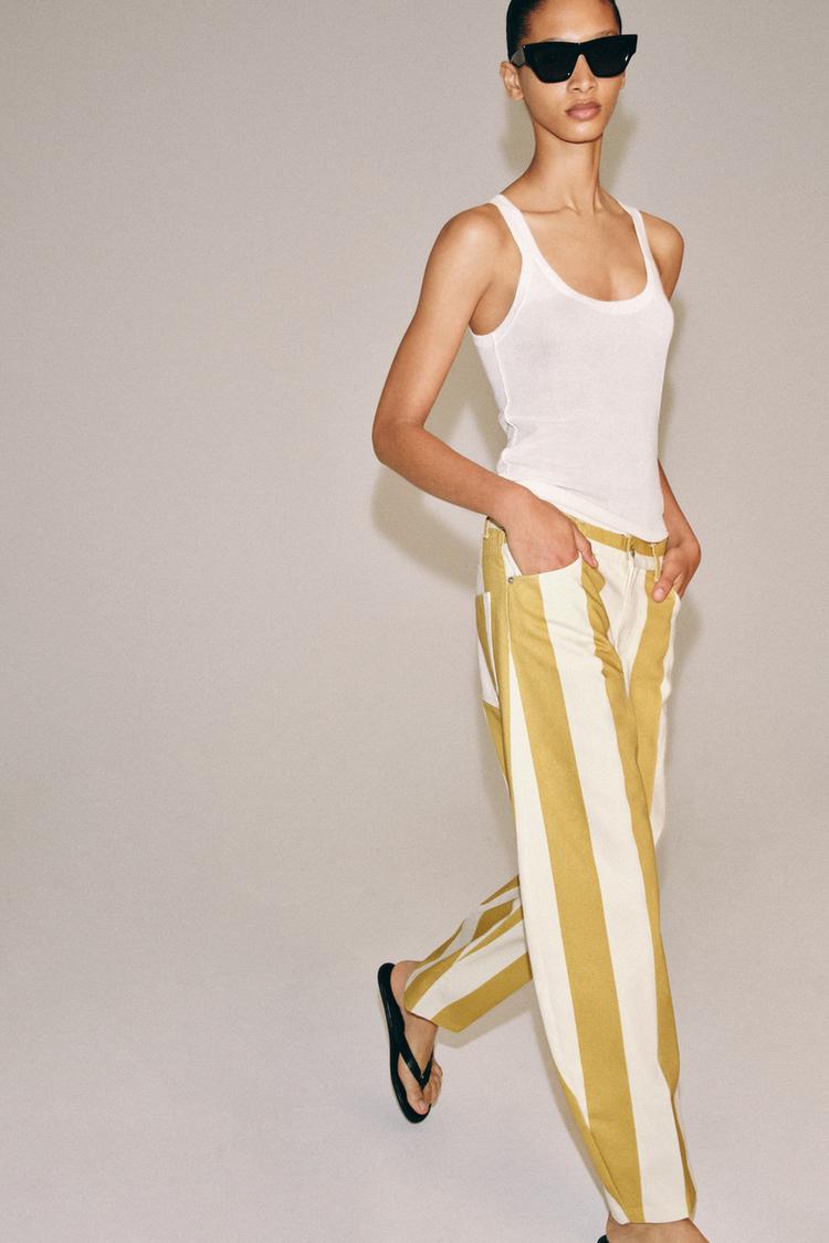 Jeans de cintura alta con rayas y pierna cónica de la colección ZW 3