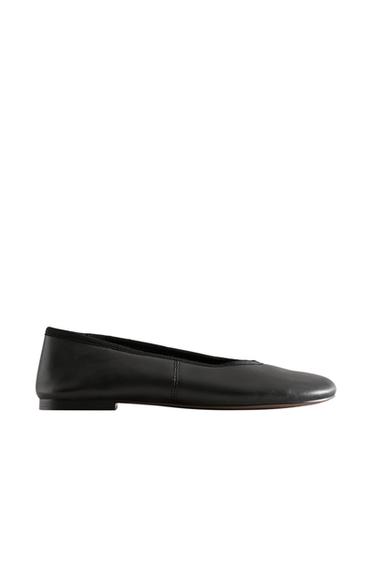 FLEXIBLE LEATHER BALLERINAS - Black by Zara