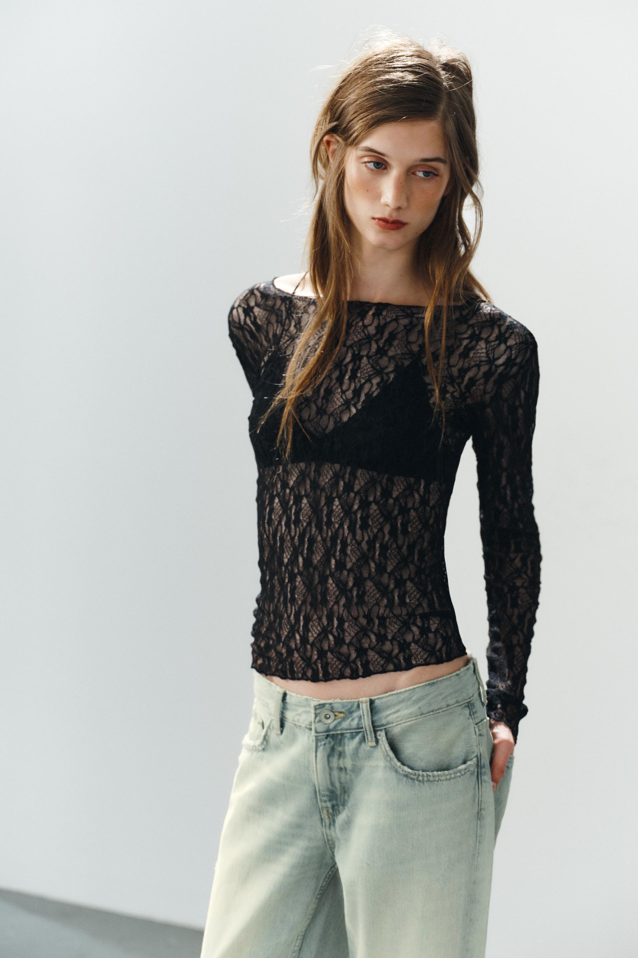 LACE TOP — Black