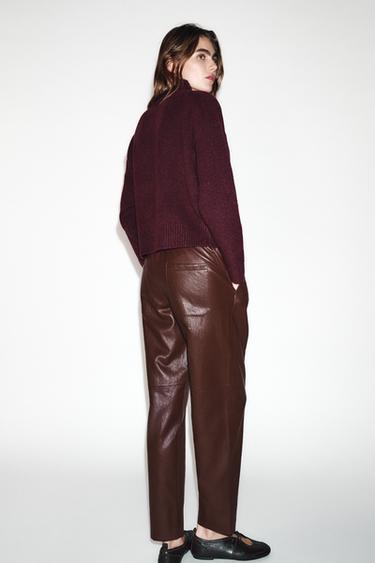 PULL EN MAILLE DOUCE À COL MONTANT - Bordeaux de Zara - Image 4