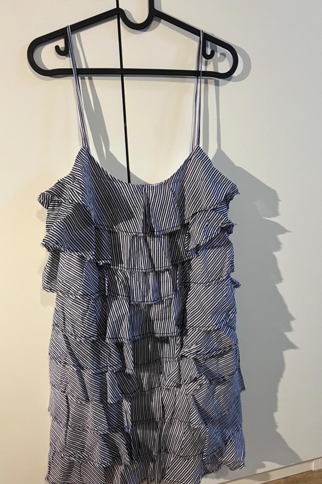 VESTIDO VOLANTES - Image 3