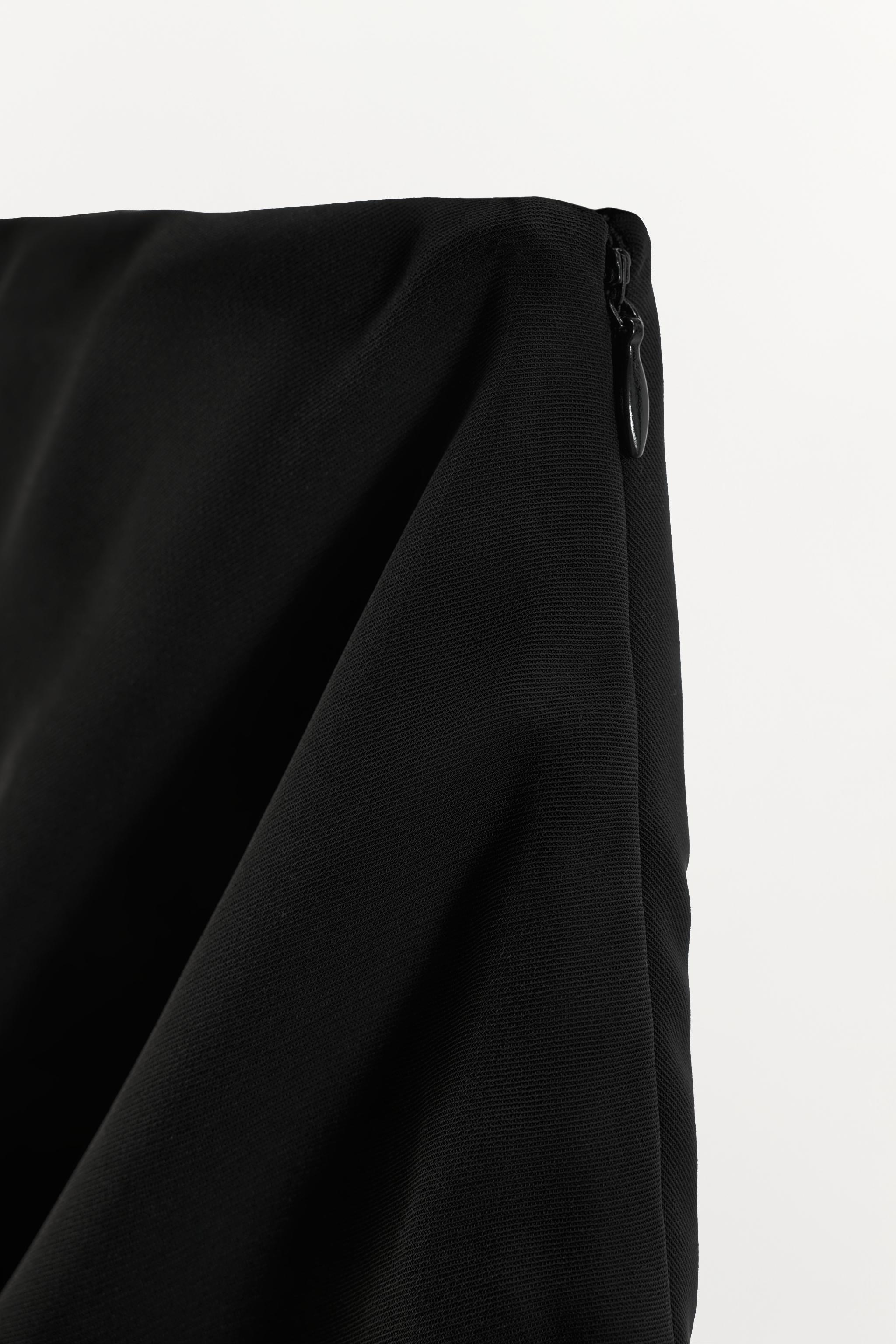 Zara Asimetrik Krepe Straplez Top görsel 5