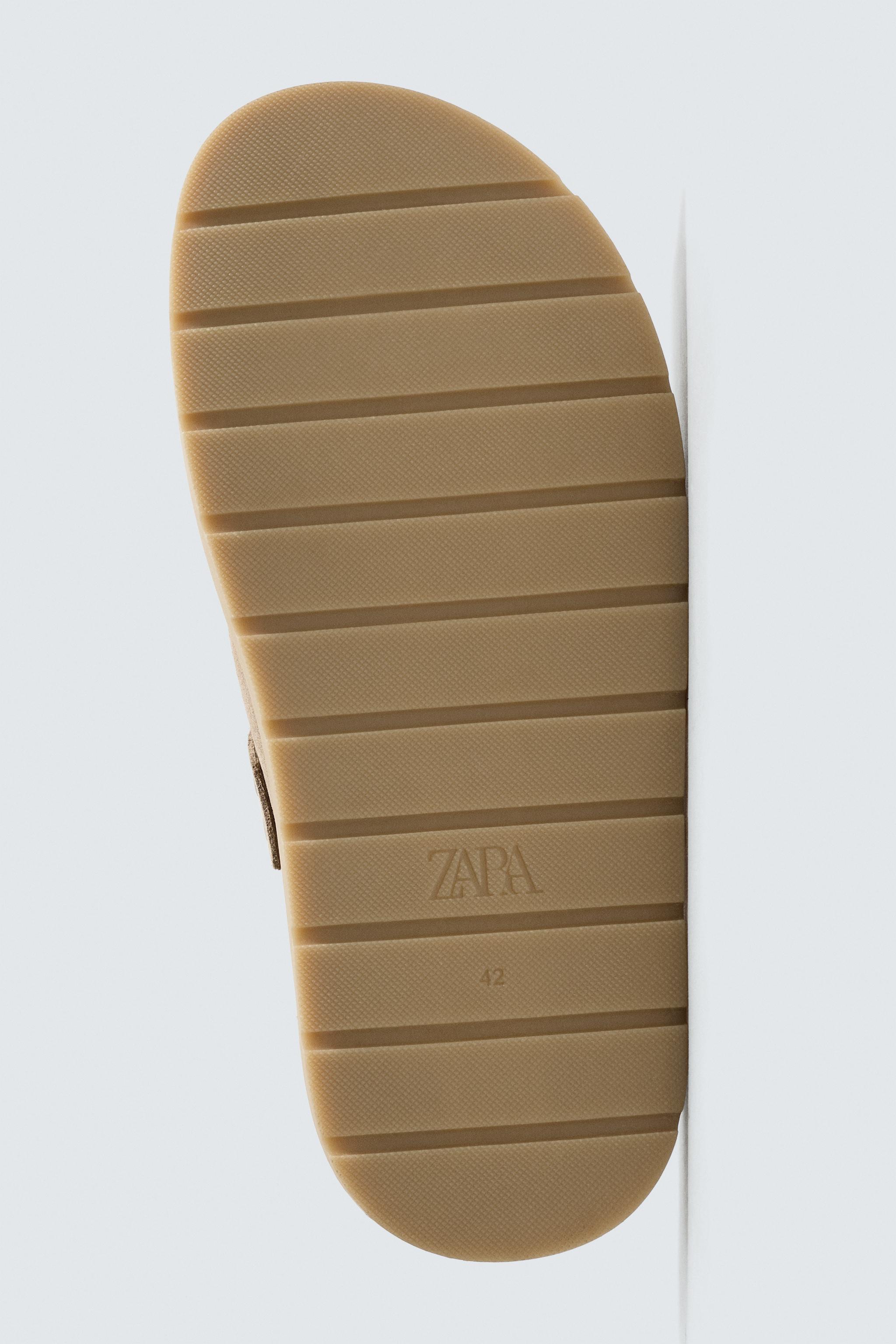 バックル付きレザー クロッグサンダル - ブラウン | ZARA Japan / 日本