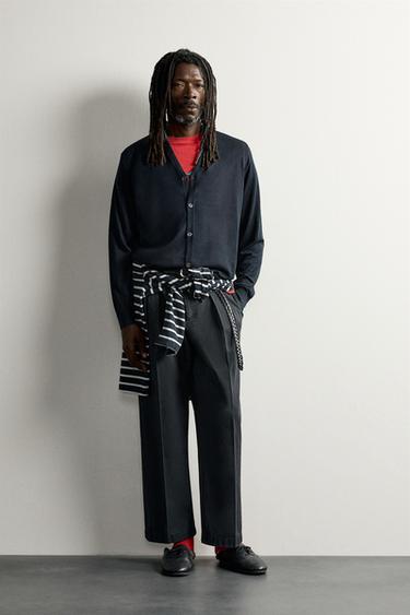 Aaron Levine x ZARA シルクカーディガンネイビーブルー0ZaraのAaron Levine x ZARA シルクカーディガン - ネイビーブルー - 画像 0