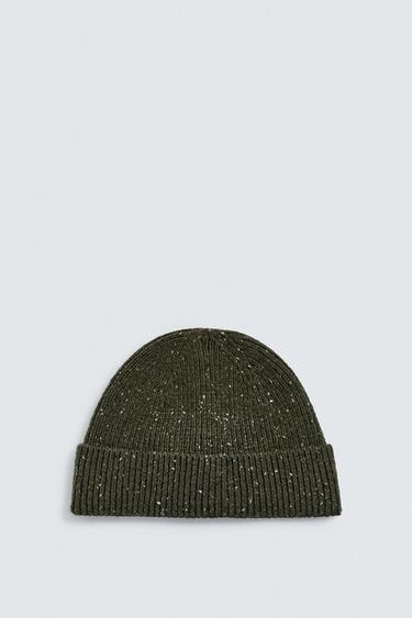 SHORT TEXTURED BEANIE - Khaki by Zara