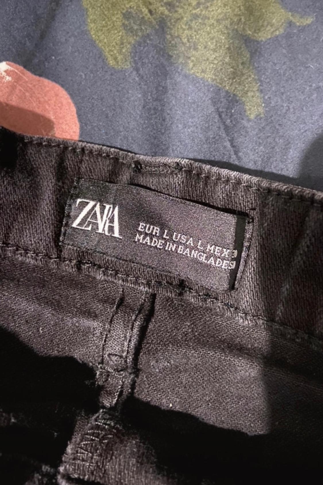 DENIM MINI SKIRT - Image 3