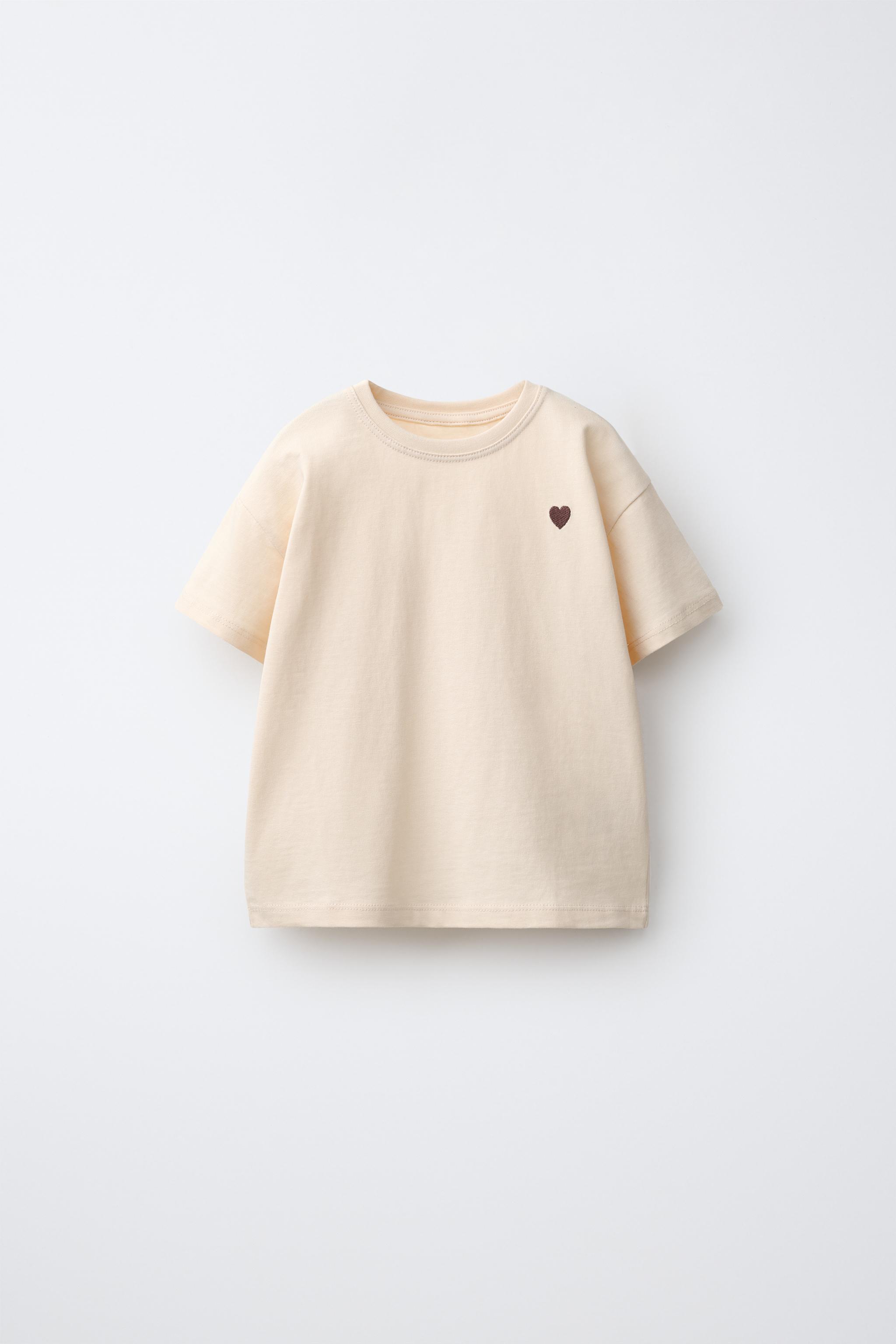 EMBROIDERED HEART PLAIN T-SHIRT — Vanilla
