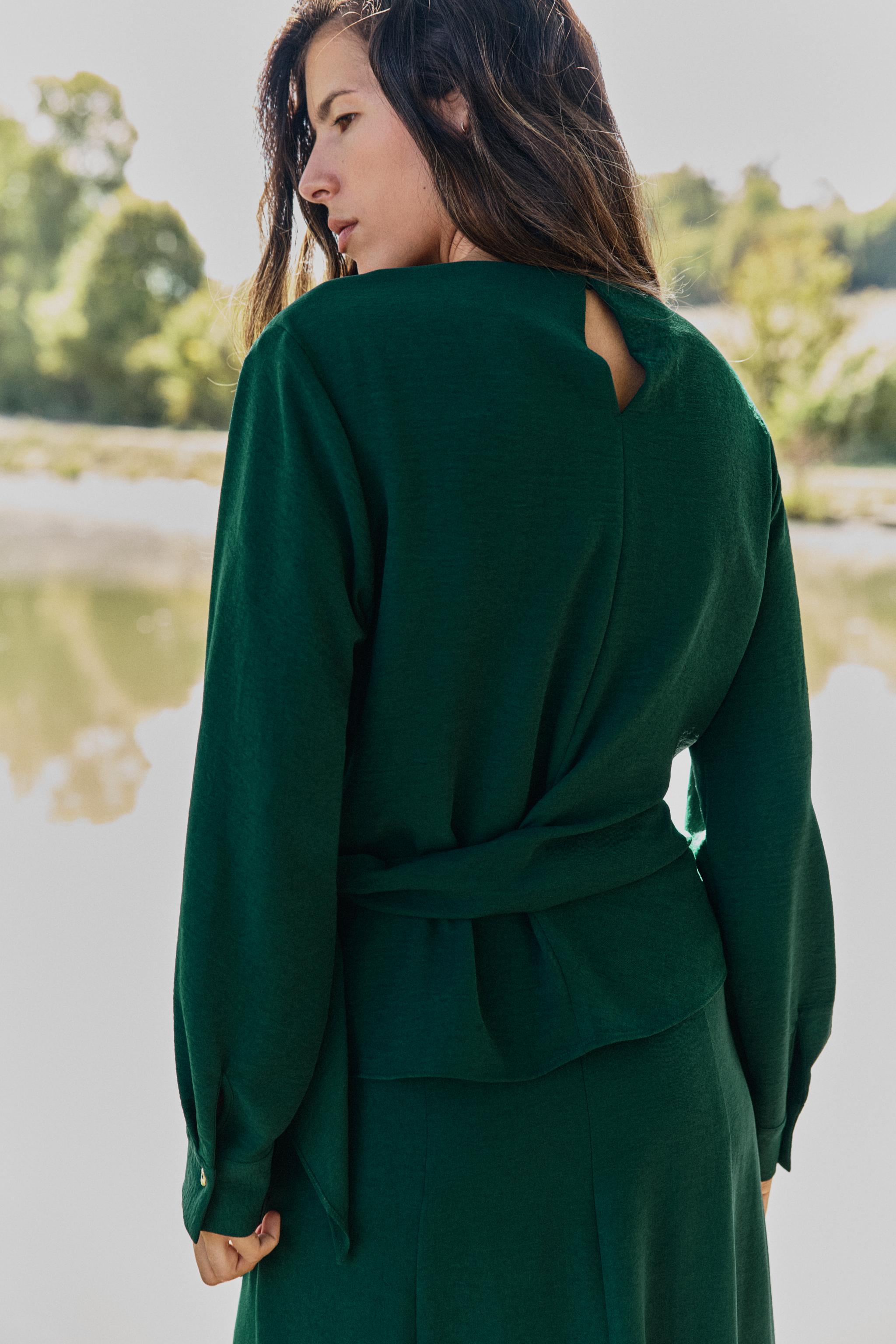BOW BLOUSE