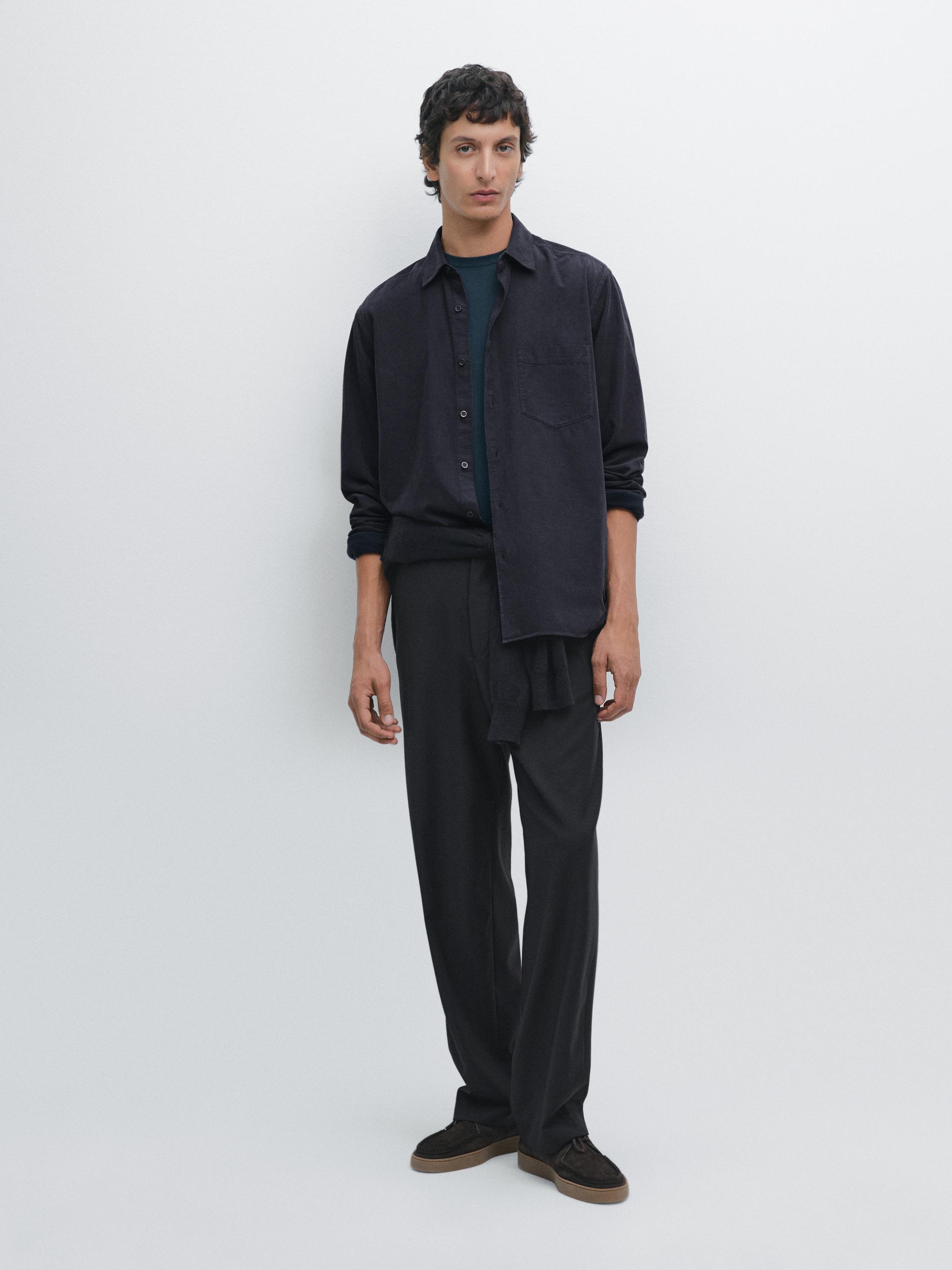 Chemise regular en velours côtelé fin
