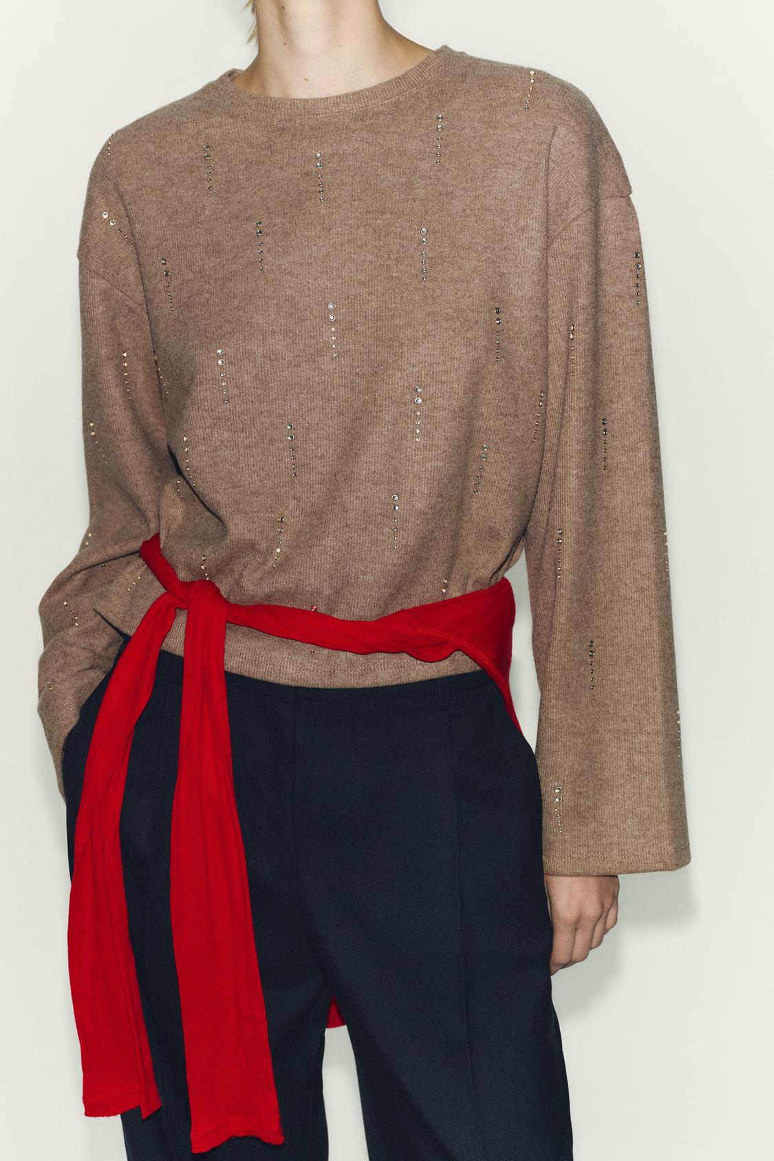 RIBBED SHIMMER SWEATSHIRT