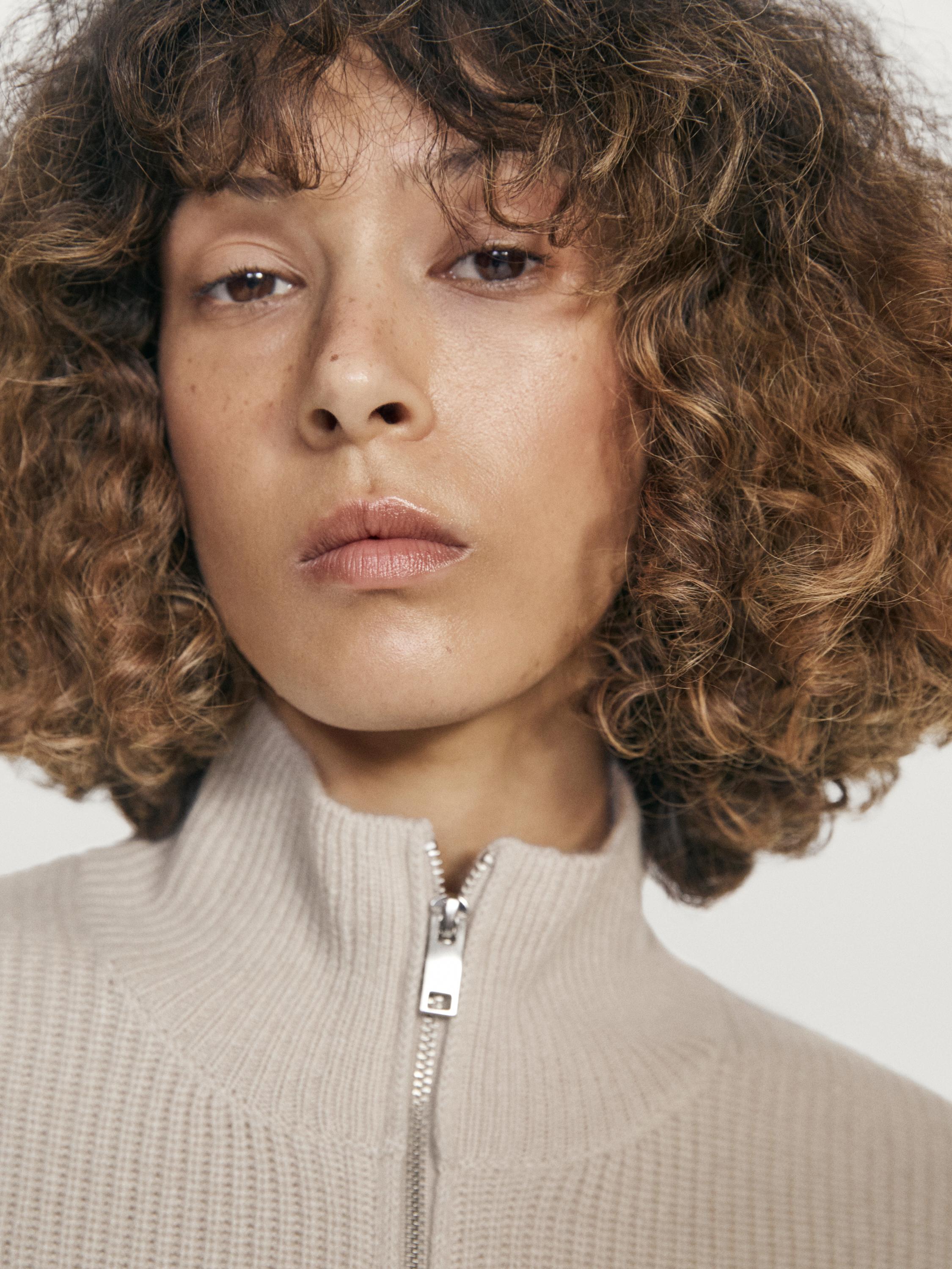 100% cashmere zip-up cardigan