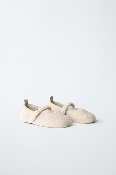 BALLERINES EFFET MOUTON - Blanc écru de Zara
