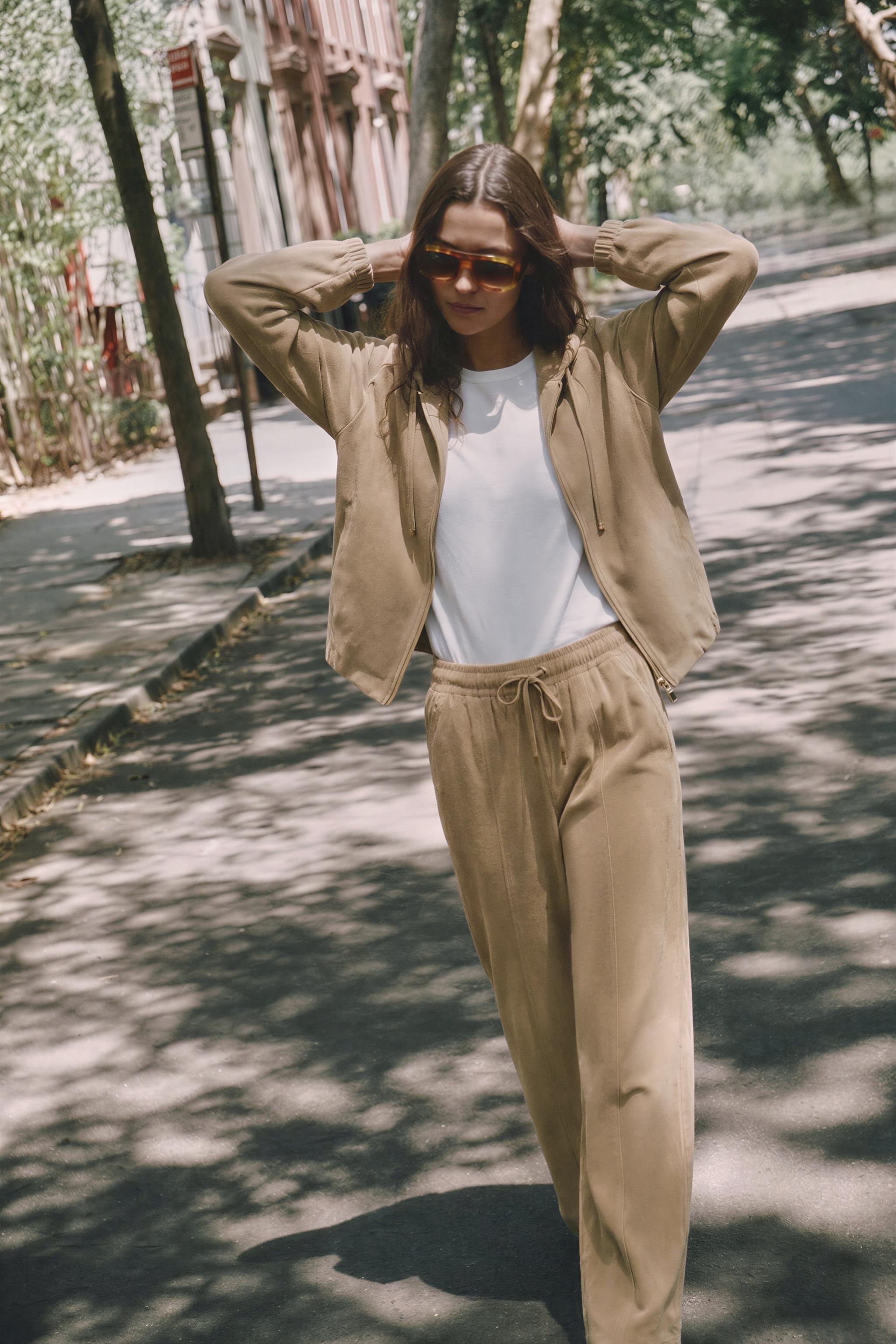 ELASTIC WAIST WIDE LEG TROUSERS — Light camel