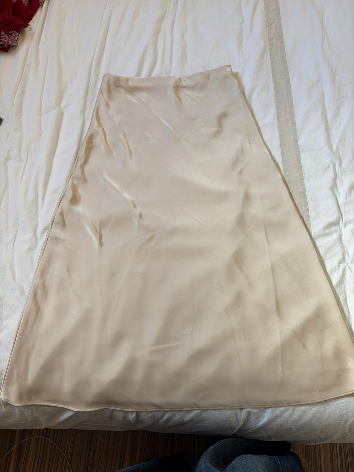 SATIN MIDI SKIRT - Image 3
