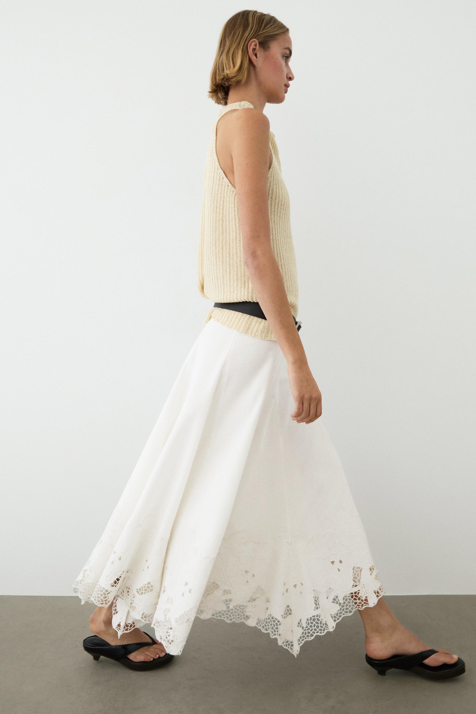 Flared midi skirt with embroidery
