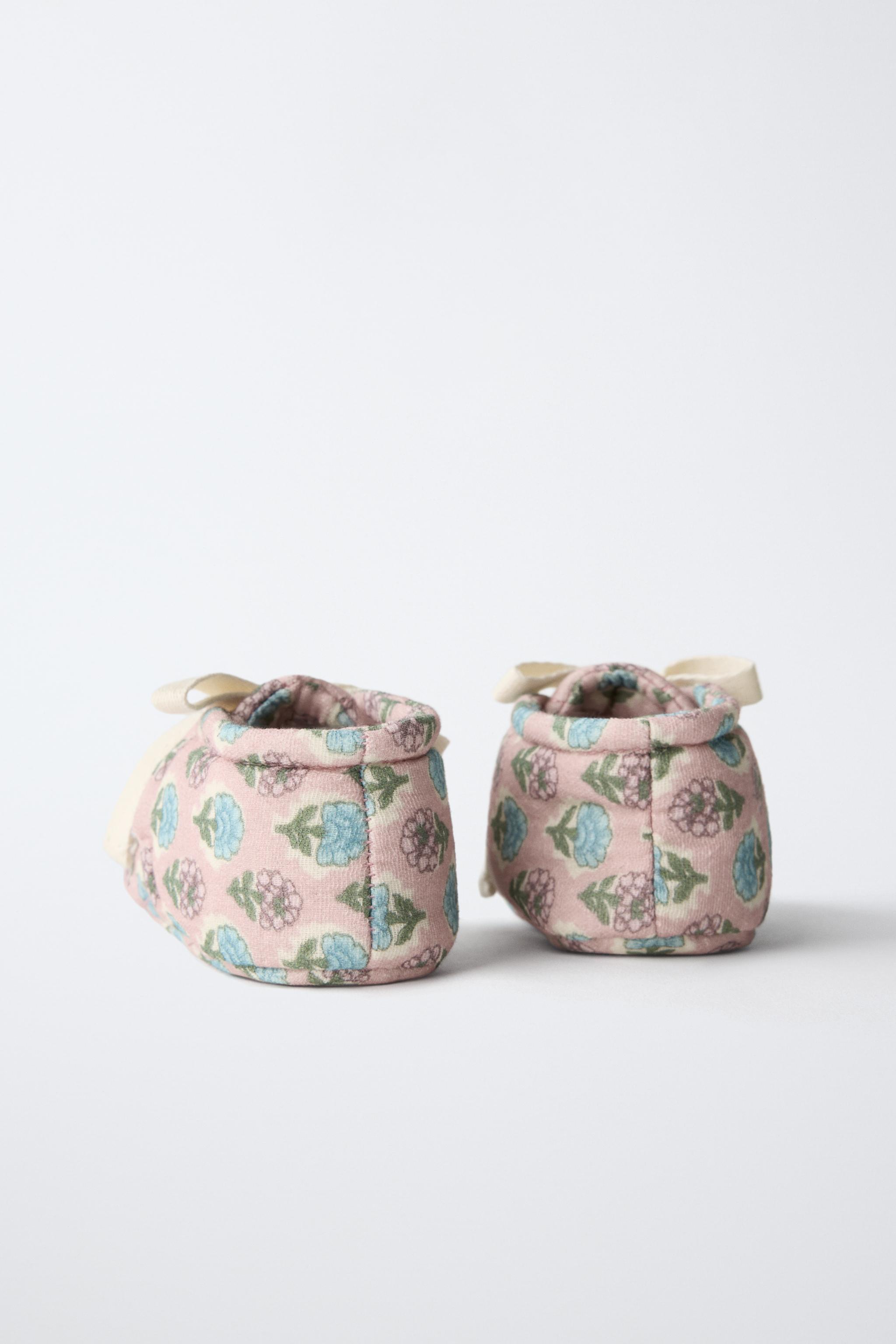 CHAUSSONS FLEURS